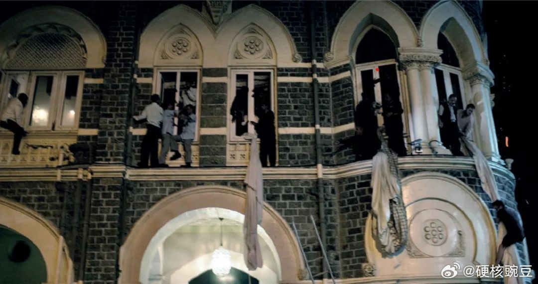 看了一个电影《孟买酒店（HotelMumbai）》才知道2008年的时候，1