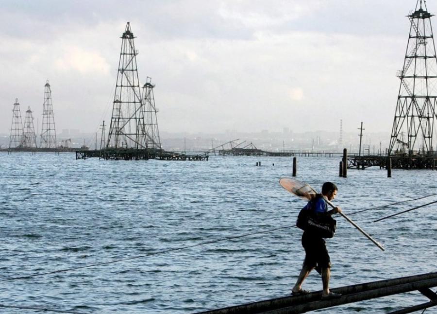 【伊朗准备朝里海突围】根据迈赫尔通讯社的报道称，面对美国对伊朗南部海岸线的封