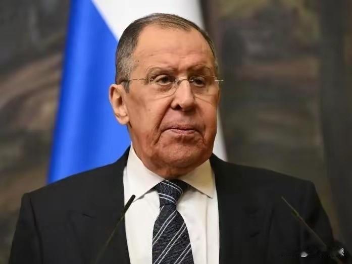 俄罗斯外长拉夫罗夫向欧洲发出“4连问”！刚刚，俄罗斯外交部部长拉夫罗夫质问欧