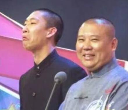 2006年，“CCTV相声大赛”总决赛前夕，曹云金突然接到郭德纲的“退赛电话”。