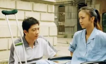 2006年，汤唯拍完《色戒》后，名声大噪，男友田雨却直接提出了分手：“我是个演员