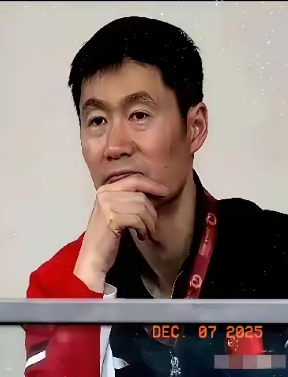 混团世界杯打完。王励勤真得下决断了！男队的漏洞太扎眼。打日本队险象环生。梁靖崑单