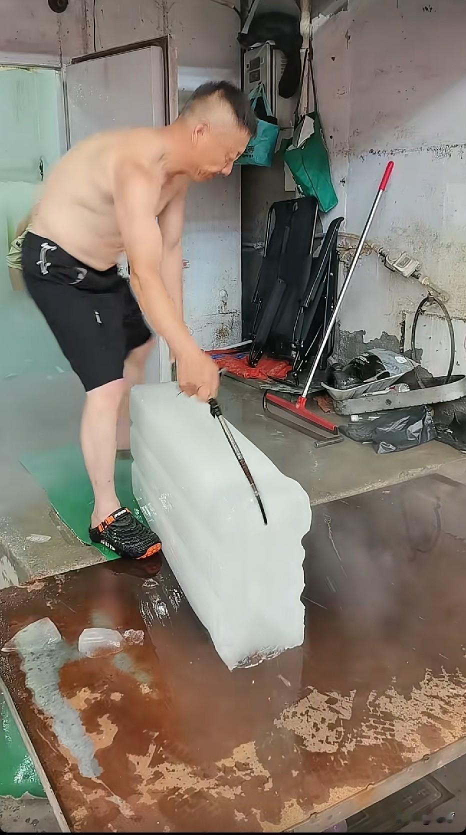 这工作100块一天你做吗