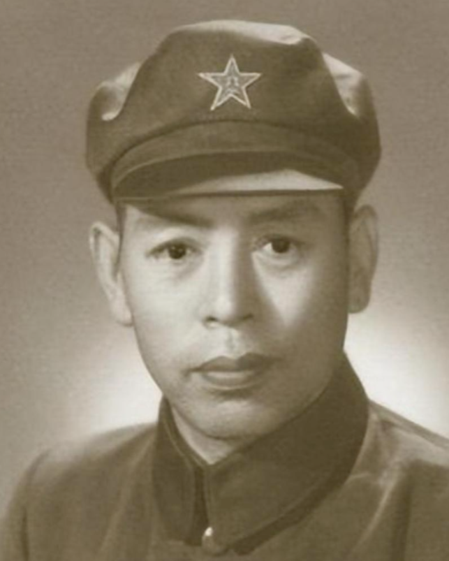 1932年，陈玉仁叛变，供出了潜伏在敌人内部的地下党员王世英，王世英察觉到异常后