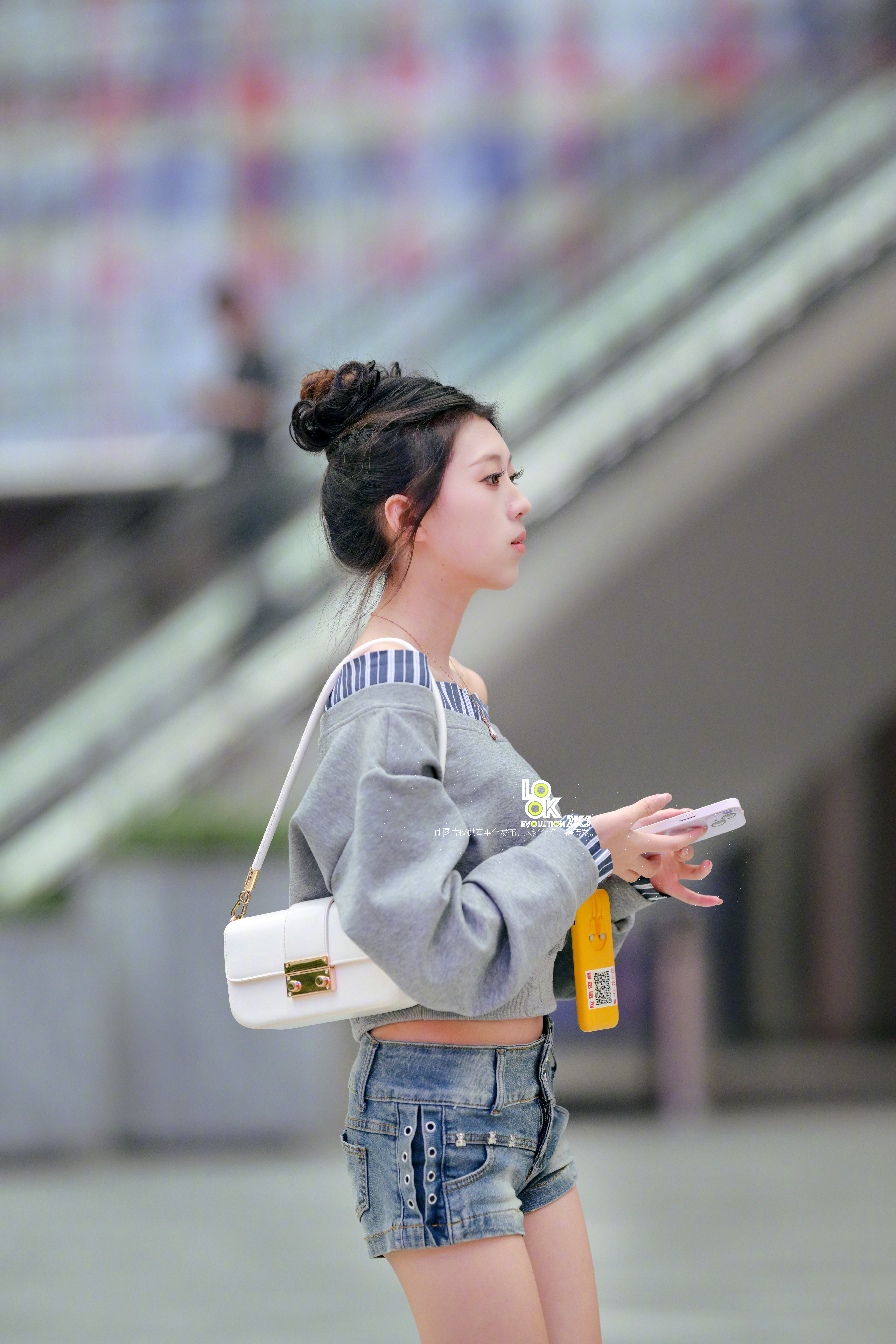 侧面特写来一张