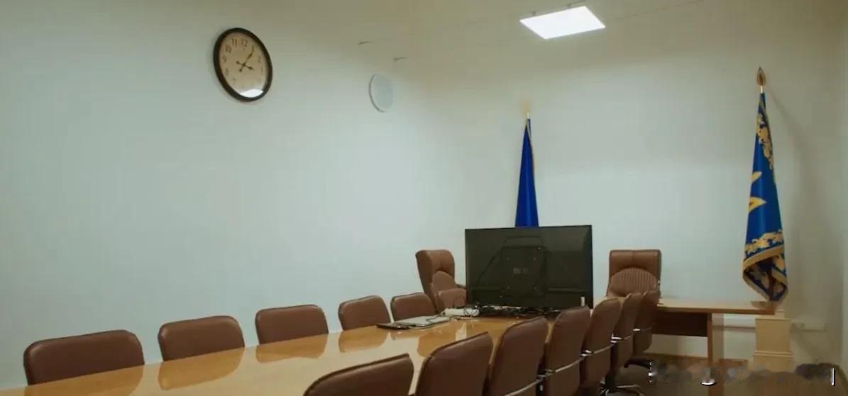 这就是藏身之处！4年的乌克兰战争，不断有人建议俄罗斯袭击乌克兰的首脑机关，政府