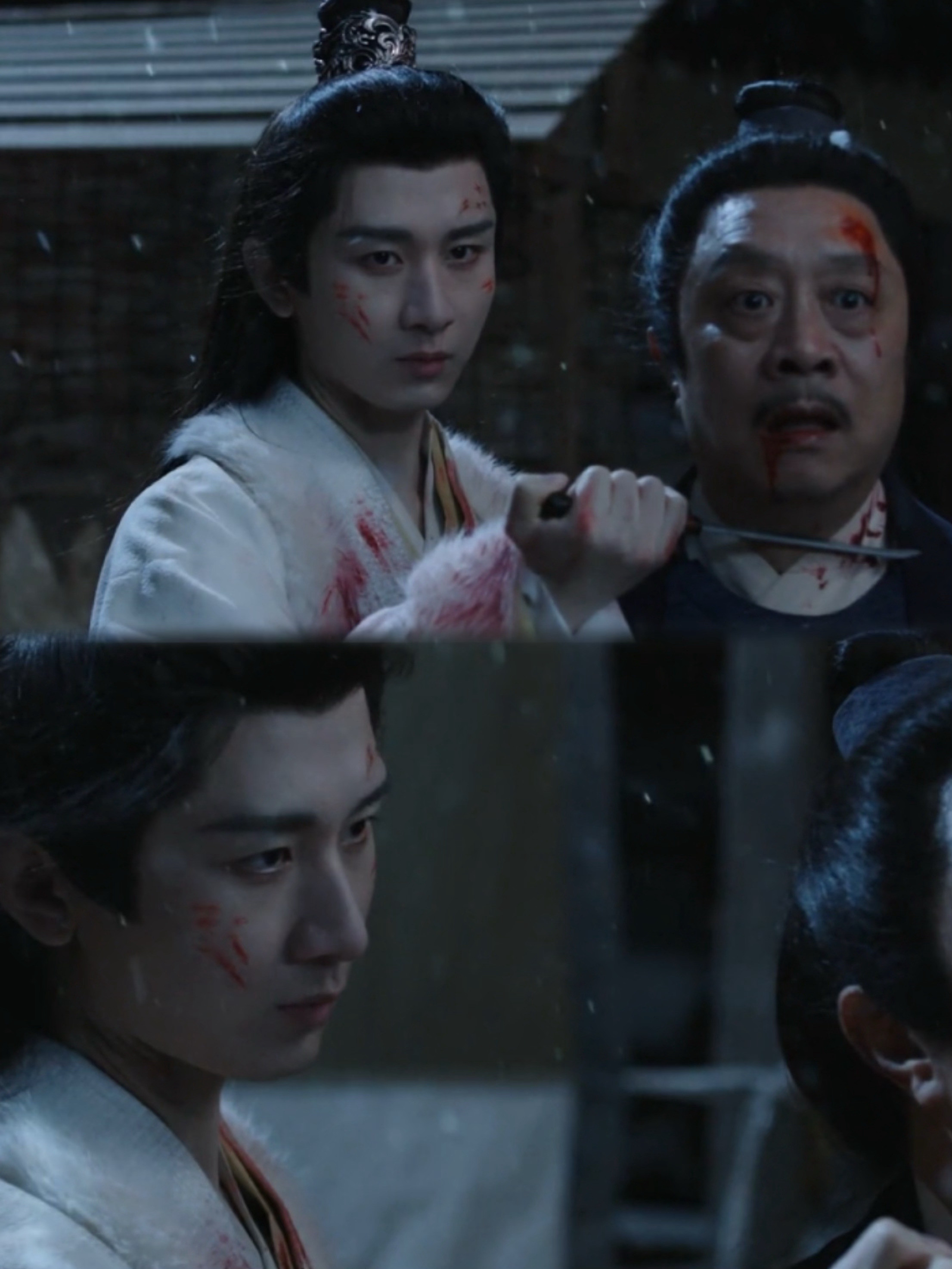 叶祖新顾玉下线以前觉得死得其所是英雄的归宿，可当顾玉真的倒下的时候，我才发现我