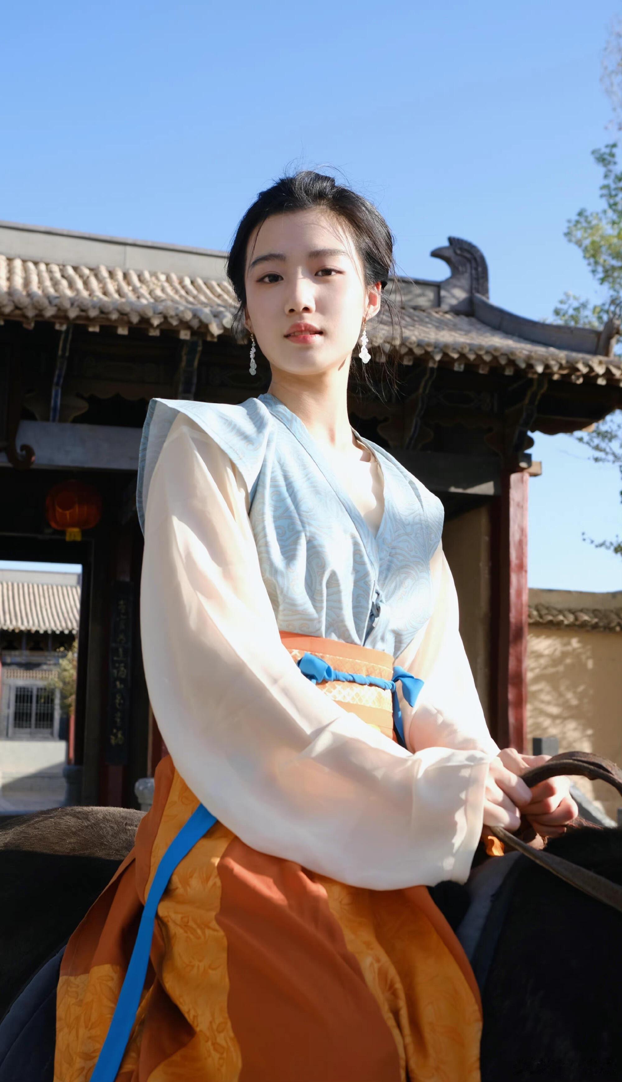 卢昱晓卢昱晓早期写真卢昱晓｜​​​