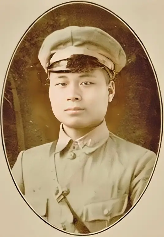 1959年冬天，邱行湘一出功德林的大门，连家都没回，直奔清华大学，他不是去投奔亲
