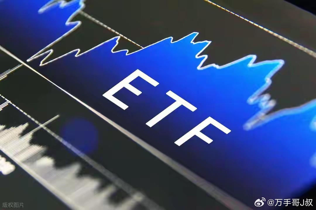 除了游资和主动基金外，被动基金调仓对整个市场走势的影响要更大。据我观察统计，连续