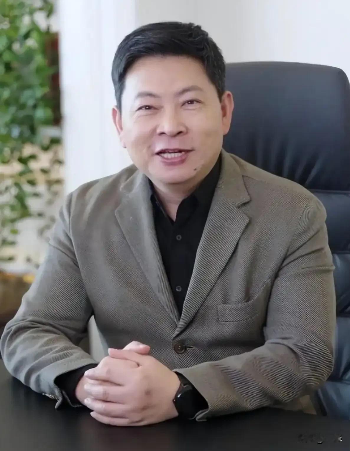 在华为内部，余承东的认可度非常高。没有老余，华为也就算是个国内通讯行业供应商，撑