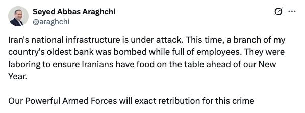 突发新闻——伊朗外长阿拉克奇表示：“伊朗国家基础设施正遭到袭击。此次，我国