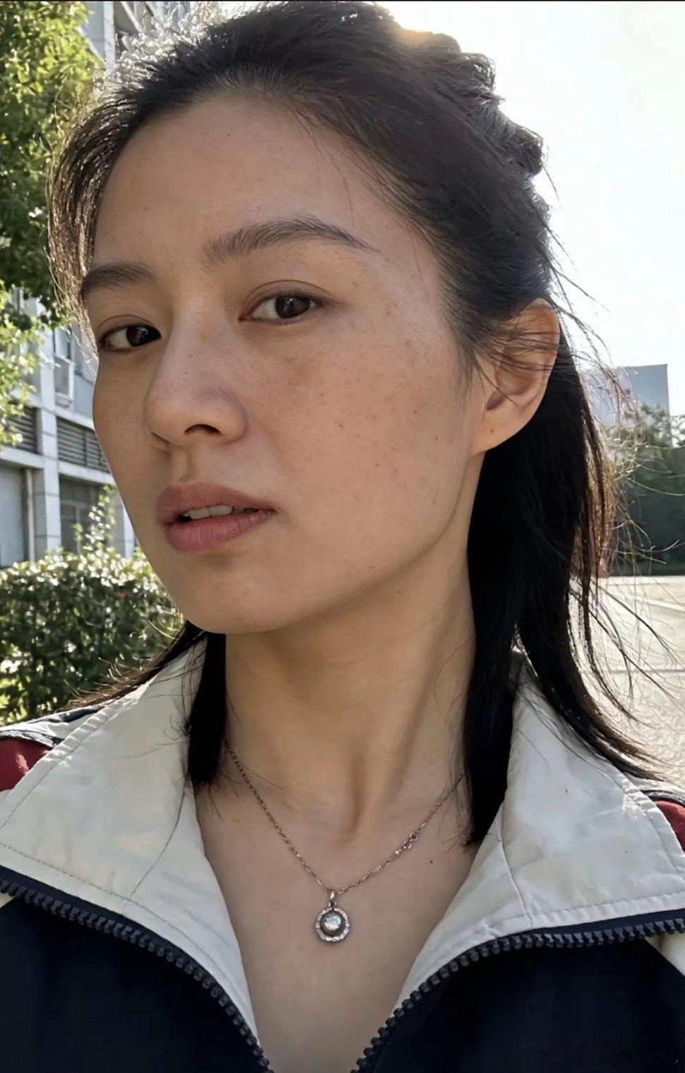 无滤镜、无美颜，美不美大家说了算