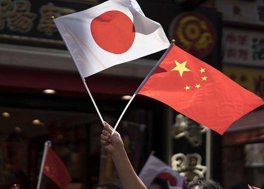 ☔日本退役少将山本一郎在接受《朝日新闻》专访时抛出一则震撼性预言：中日两国