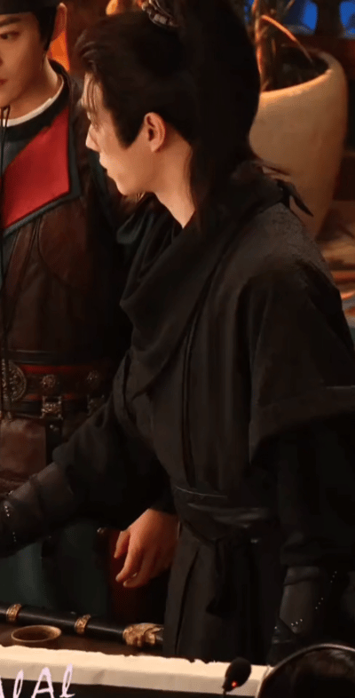 许凯天都异闻录每一套衣服都让我幻视早期男主[捂眼睛][捂眼睛][捂眼睛]好帅的脸和身材[期待