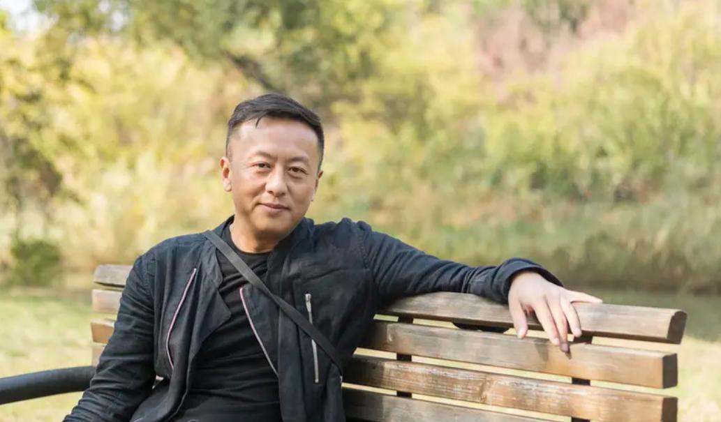 支持封号！崇洋媚外、贬低人种，这样的教育买办就该封杀。一个“前清华副教授”的