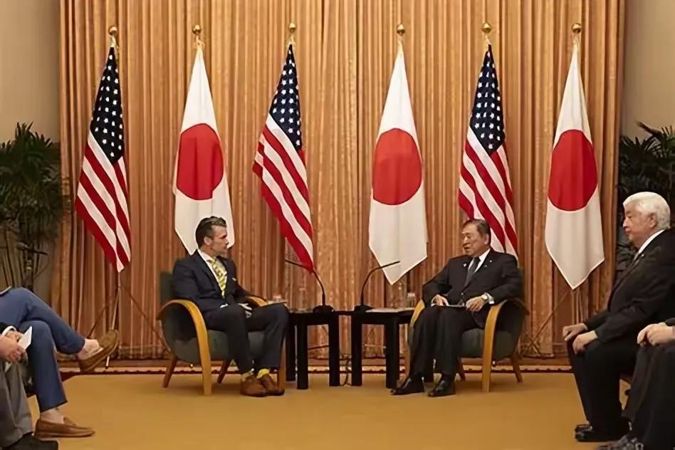日本在倒退，石破茂不想向中国进行进行历史道歉。中国近代史，与日本关系最深。1