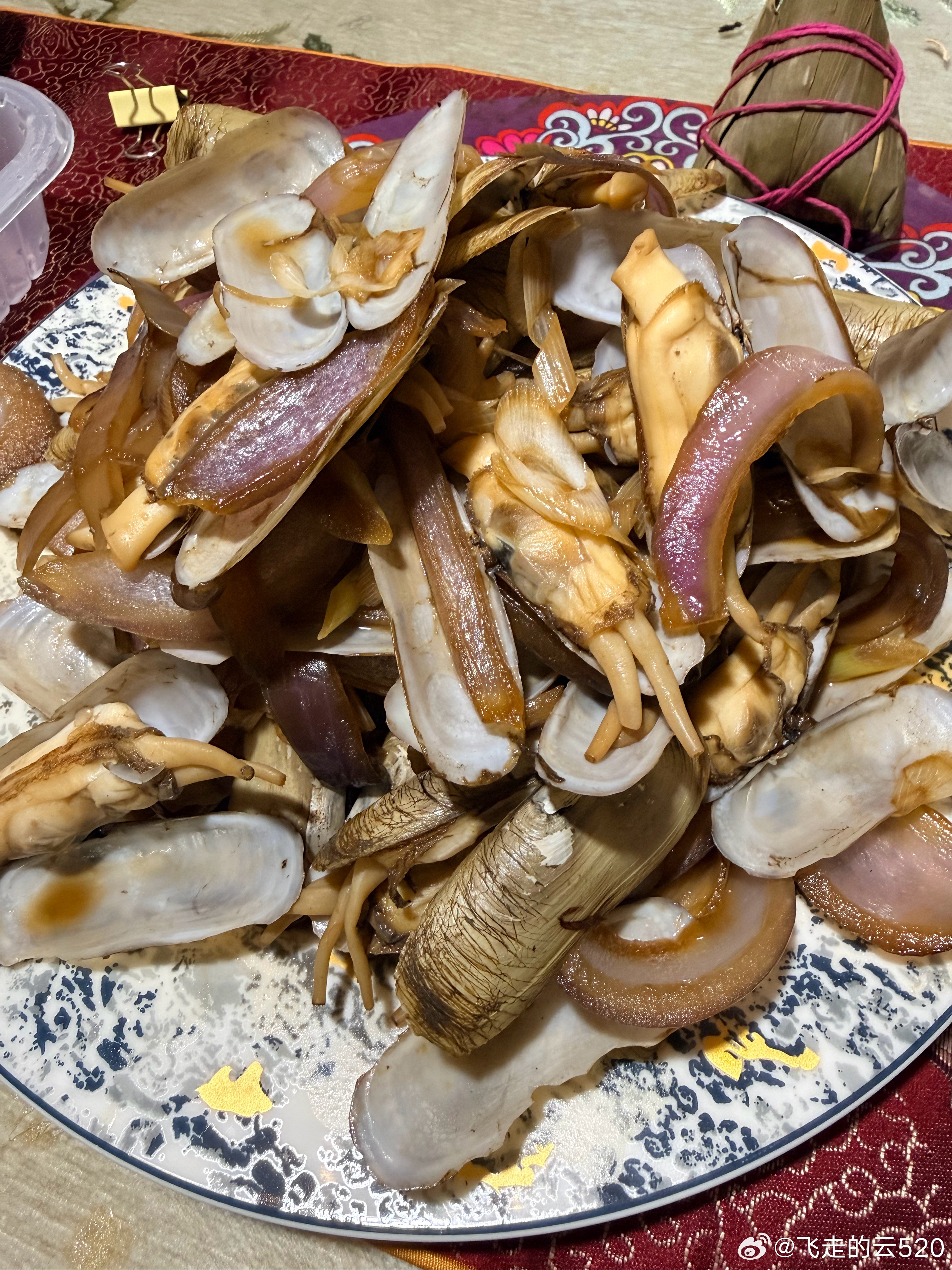 吃晚餐了