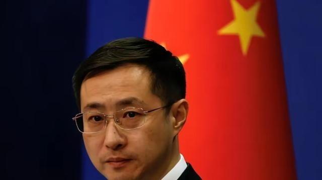 中国昭告全球，介入台海连着一块打！美国火速改口，支持两岸和统，高市早苗闯大祸了，