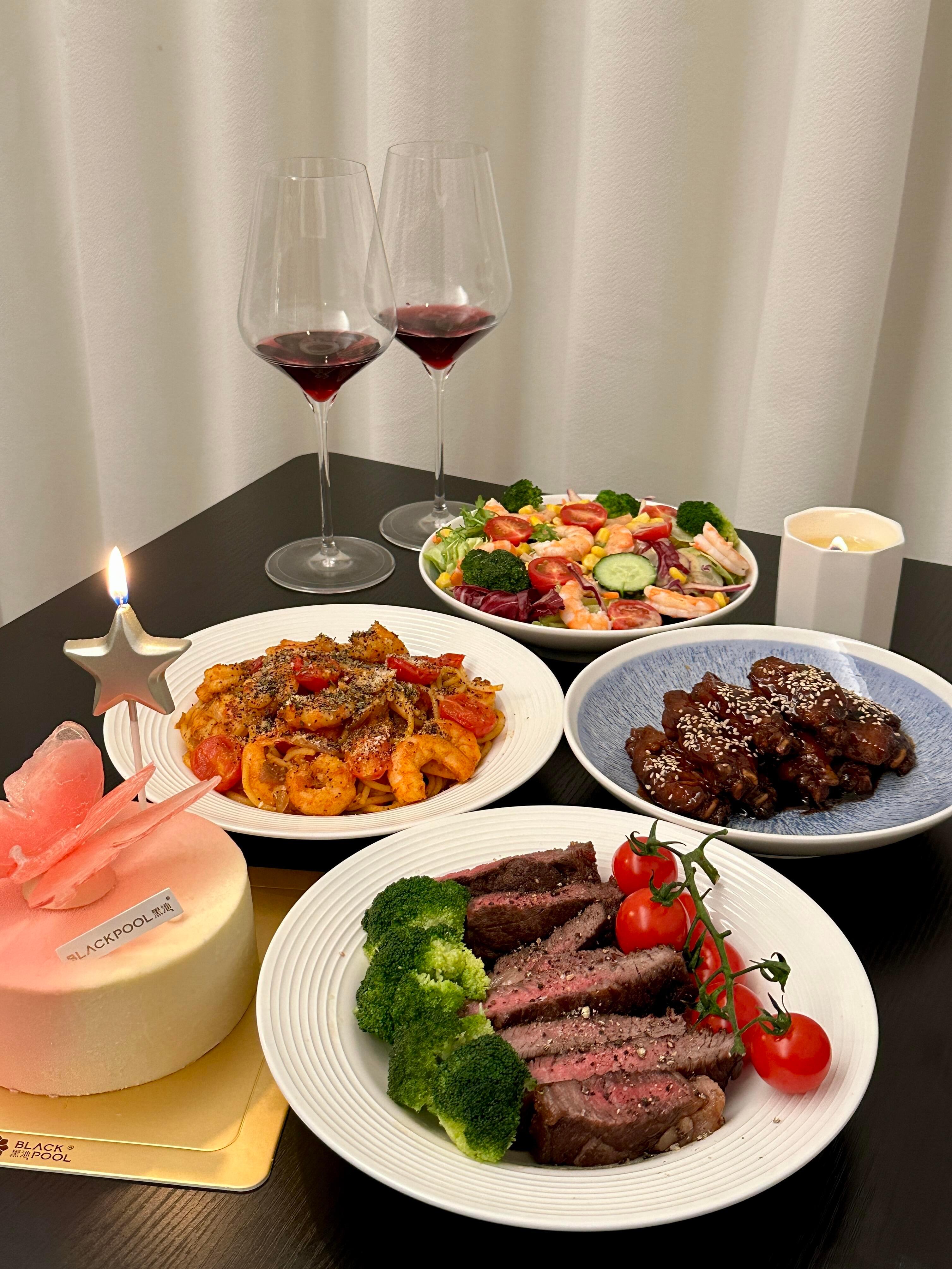 二人食🍲｜情人节专属的仪式感晚餐❤️  晚餐必须仪式感拉满...