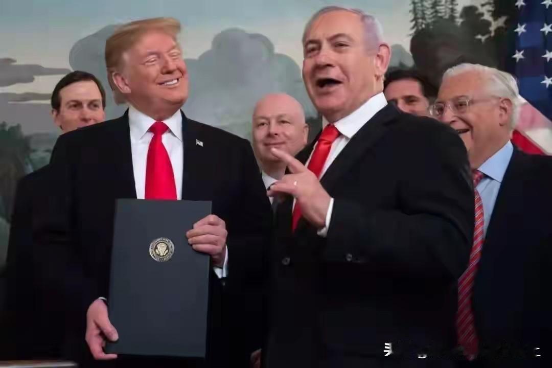 真炸裂！发现关于牢A一个奇怪的现象，老美本地人没一个吭声质疑，甚至连老美官媒都实