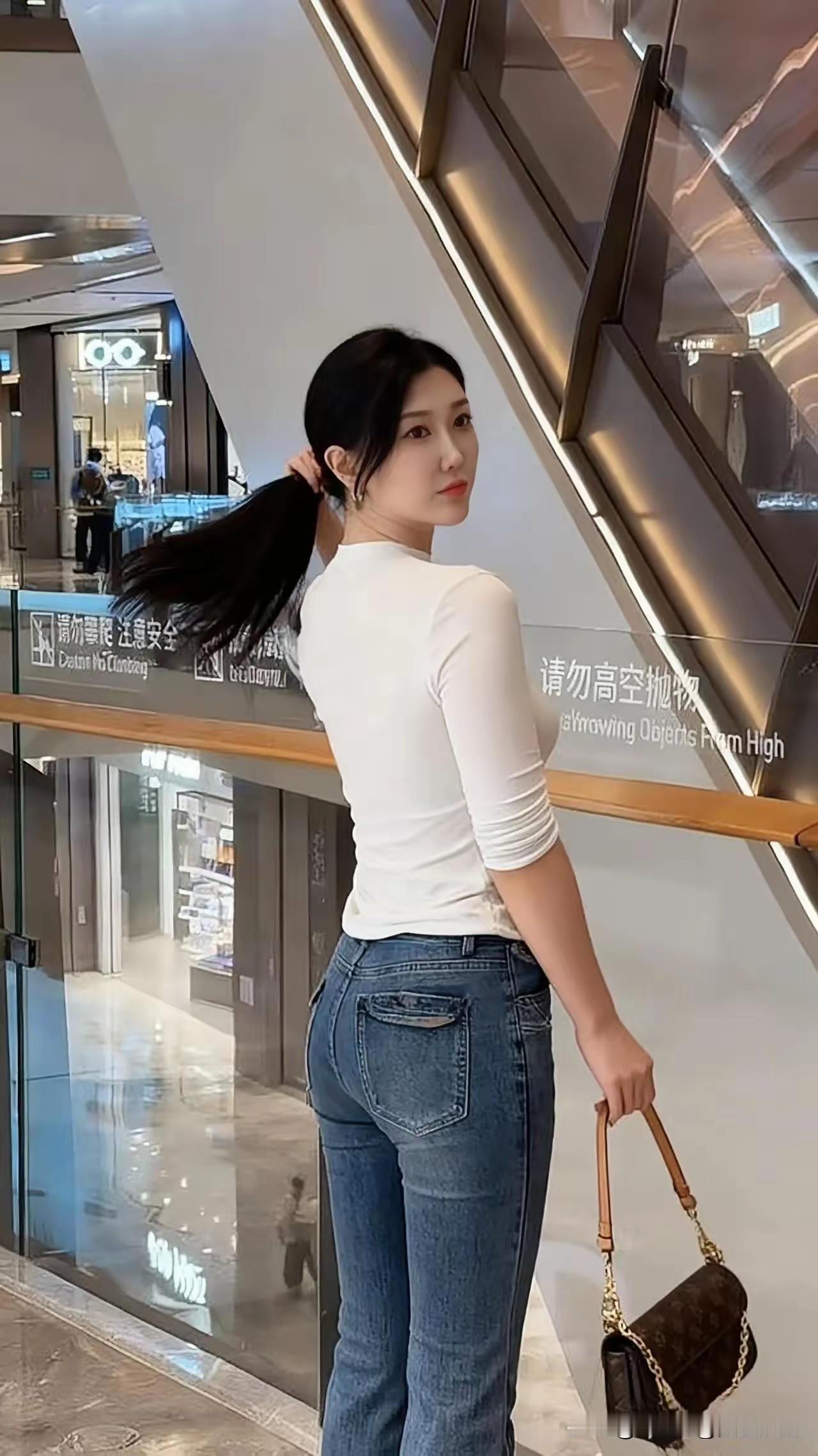 有哪些女生日常好看穿搭可以借鉴