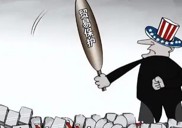 美国现在担心的不是中国迎头超越，而是中国选了一条与美国完全相反的道路。现在的中国