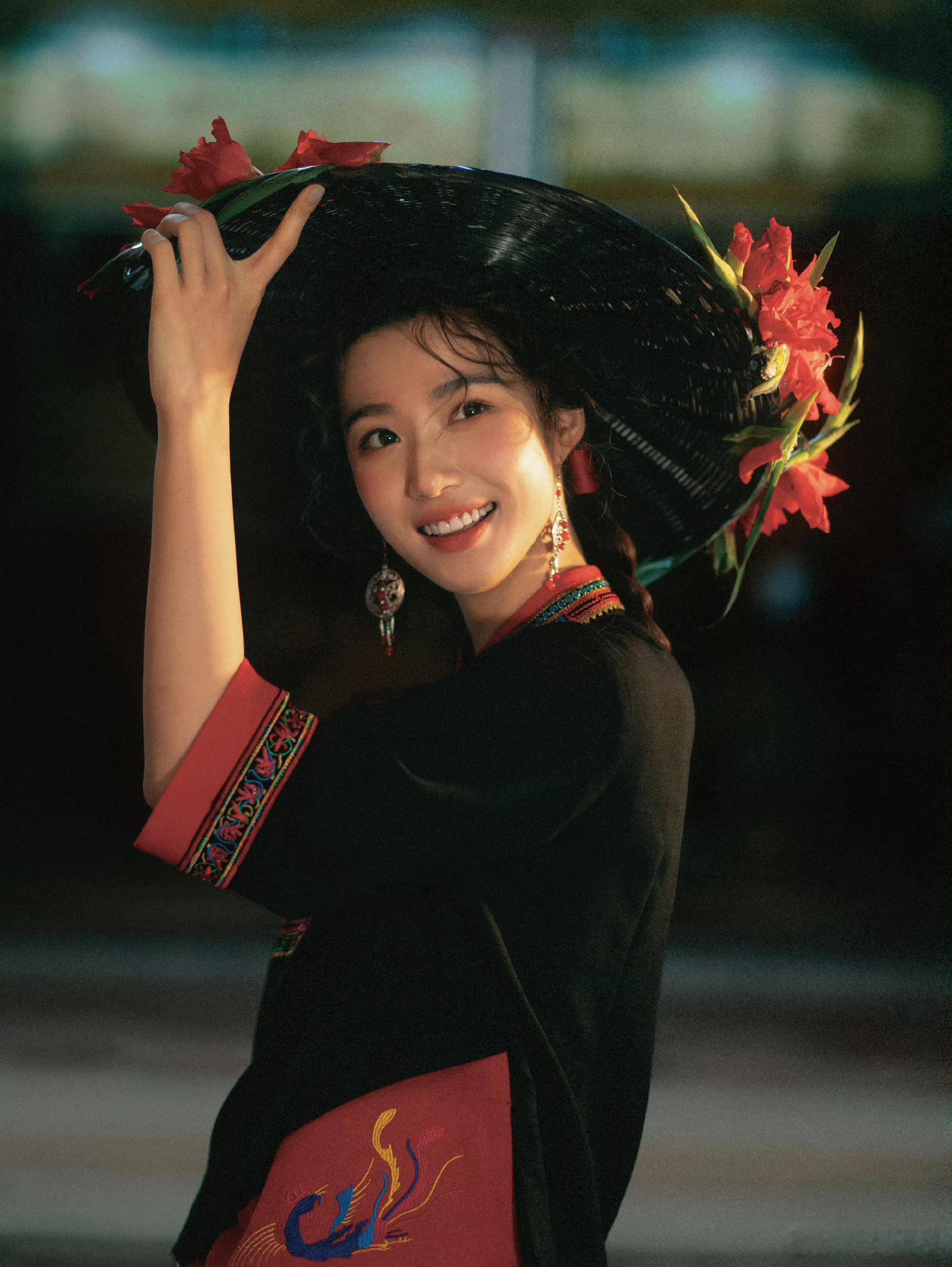 卢昱晓确实是95花里最会营业的