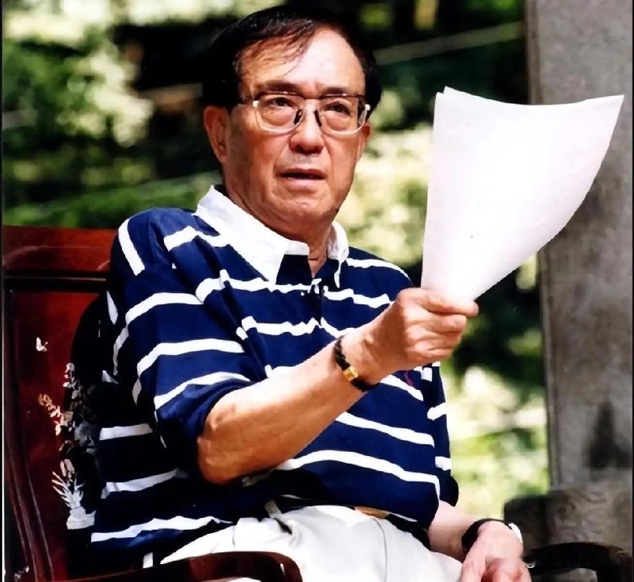 昨晚和一位老同学吃饭，他私下告诉我：