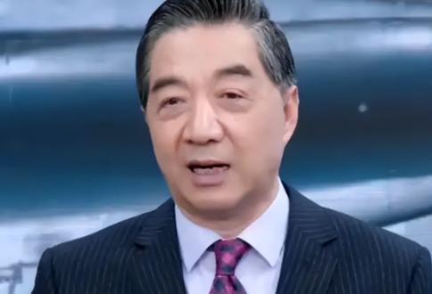 果然，局座张召忠预测失败了！十年前，张召忠在《海峡两岸》的节目中说道，对于激光武