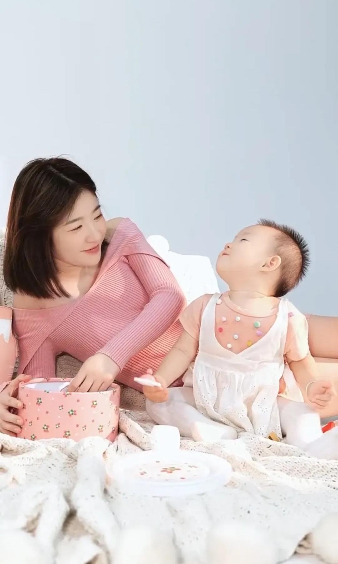 黄一鸣为何被曝出轨这个爆料者自称跟她从小学就是同学，认识追她十六年，可如果你说黄