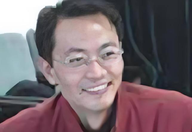 为什么说中国的公知需要一次肃清？说个扎心的，2011年，中国高铁还在发展中，却遭