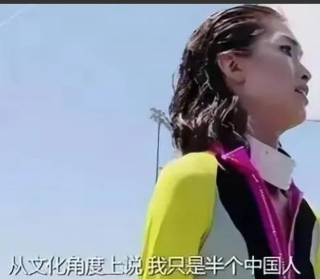 2016年，超模钱凯丽在录制《爱上超模》节目时，生气地对着总导演大喊：“我来自美