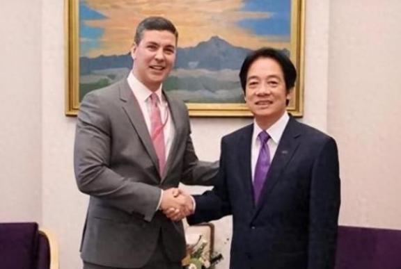 第二个立陶宛出现了？主动邀请赖清德访问，中国68年的友谊喂了狗。这个小国就是，巴