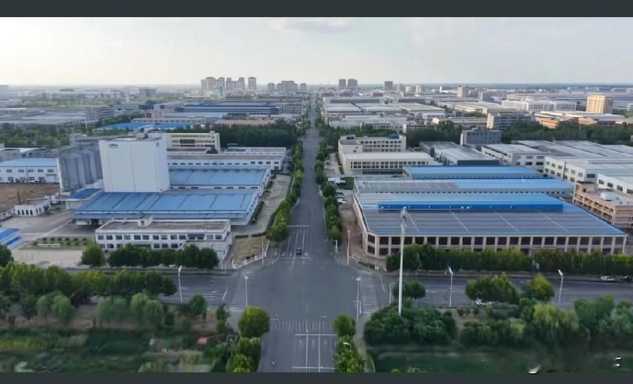 寿县炎刘镇第9条公交线路，611路开通，方便新桥大学城师生们出行炎刘镇，是安徽