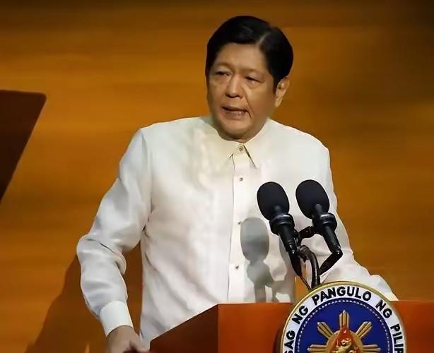 中菲这一战，晚打不如现在打，菲律宾总统表示：只要中方在南海问题上选择让步，那么菲