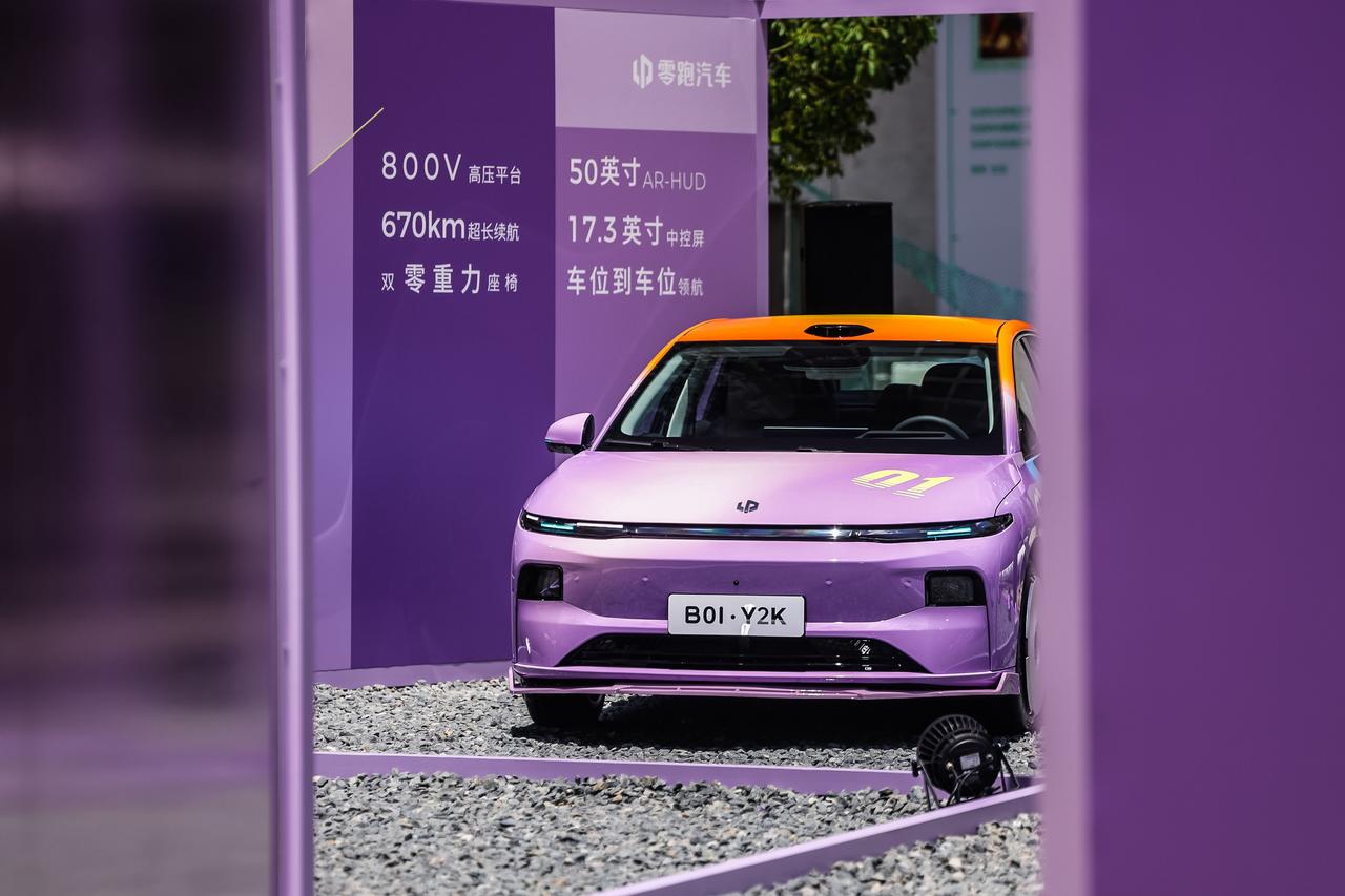 零跑！看完你的全新B系列，我还怎么看小鹏的MONAL03？ 最近家里老油车