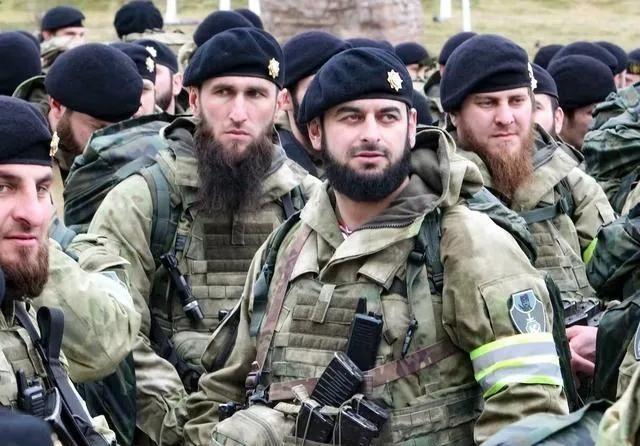 俄方为何宁可找朝鲜帮忙，也不敢让车臣军队再上俄乌战场？车臣这地方很特别，女多男