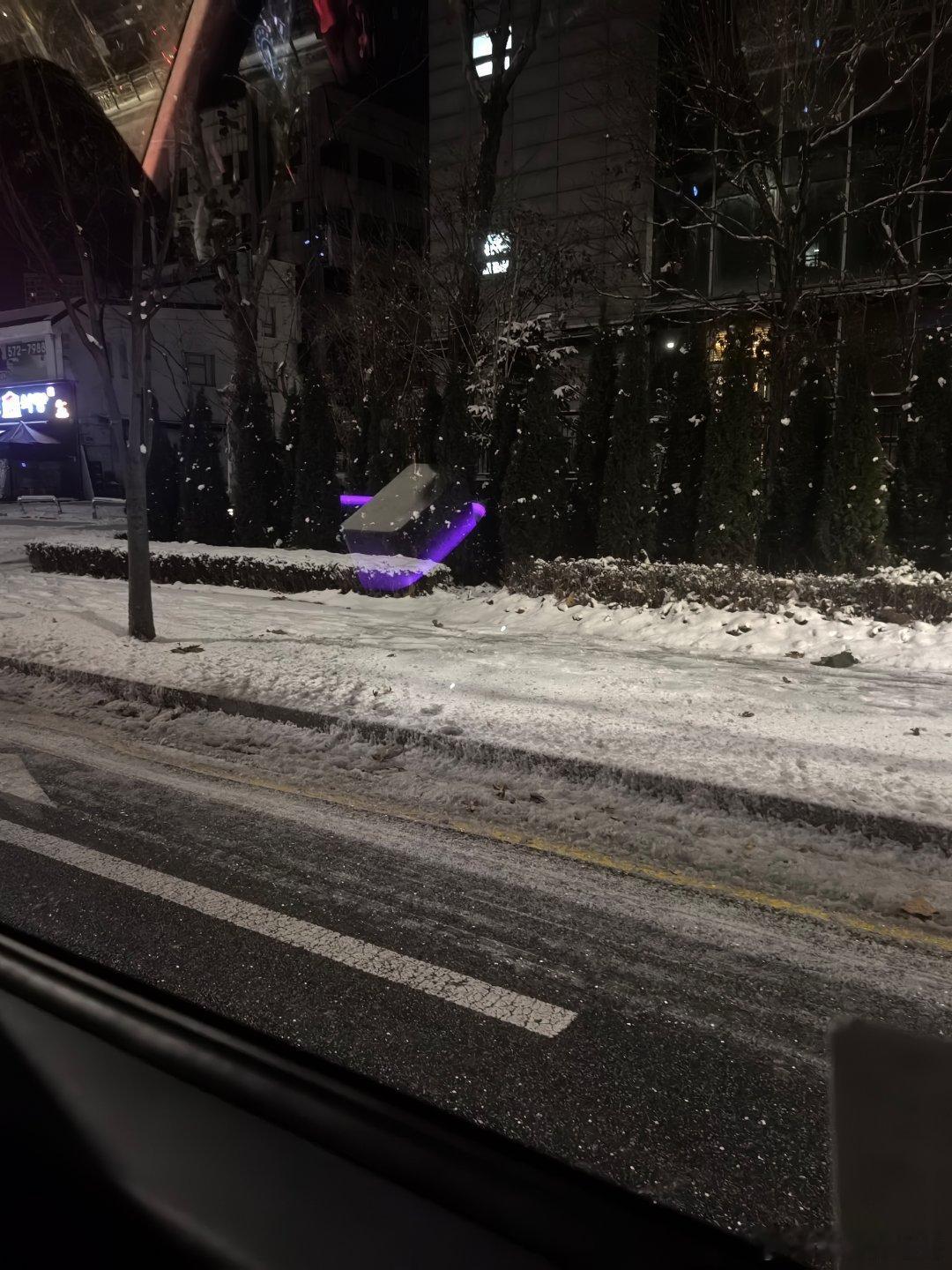 起来嗨啊！！！！睡什么睡