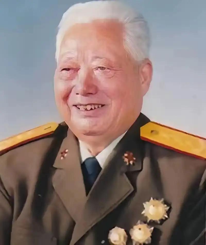 1950年，40军召开干部会议，韩先楚说：“渡海作战，指挥员必须是师级干部，谁敢