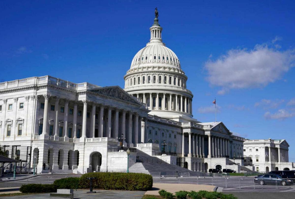 美国政客警告：解放军可能在毫无预警的情况下实现统一。还给出三个统一时间点。但中方