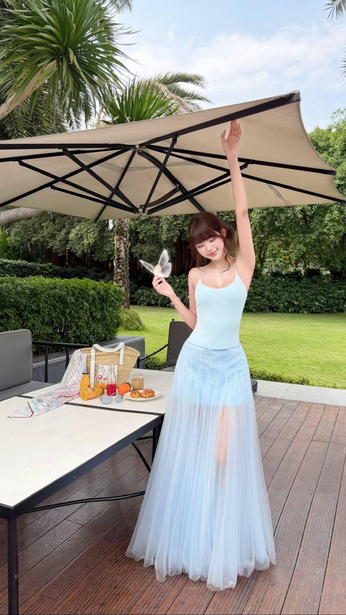 而是自信从容、眼里有光、温柔又有底气的时候不讨好、不慌张，认真生活、爱自己的样