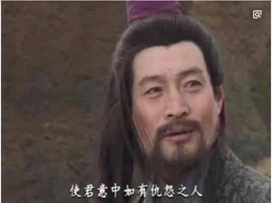 三国演义写徐庶：人在曹营心在汉，终身不为曹操献一计。关于徐庶，三国演义给了他