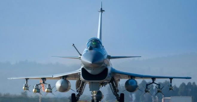 印巴冲突又打起来了，这次空战让法国的“阵风”战斗机成了笑柄，网上都说它被巴基斯坦