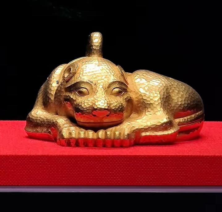 香港超越新加坡，成为全球财富管理中心根据权威数据显示，香港在全球财富管理领域