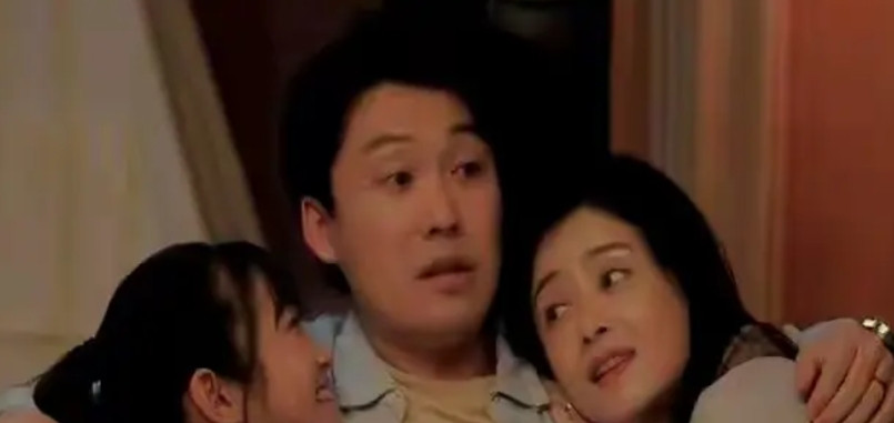 《四喜》中与蒋欣演夫妻的马旭东（饰张浩），竟然比蒋欣小9岁！蒋欣生于1983年，