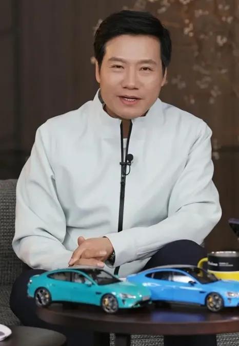 雷军昨晚直播真的掏心窝子了！说到“营销大师”这个标签，他直言现在听到“营销”俩字