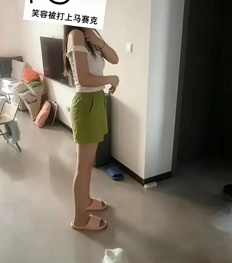 河北巨鹿。货车司机常年在外奔波，跑长途赚钱养家。一天，他路过家门口，想给妻儿一