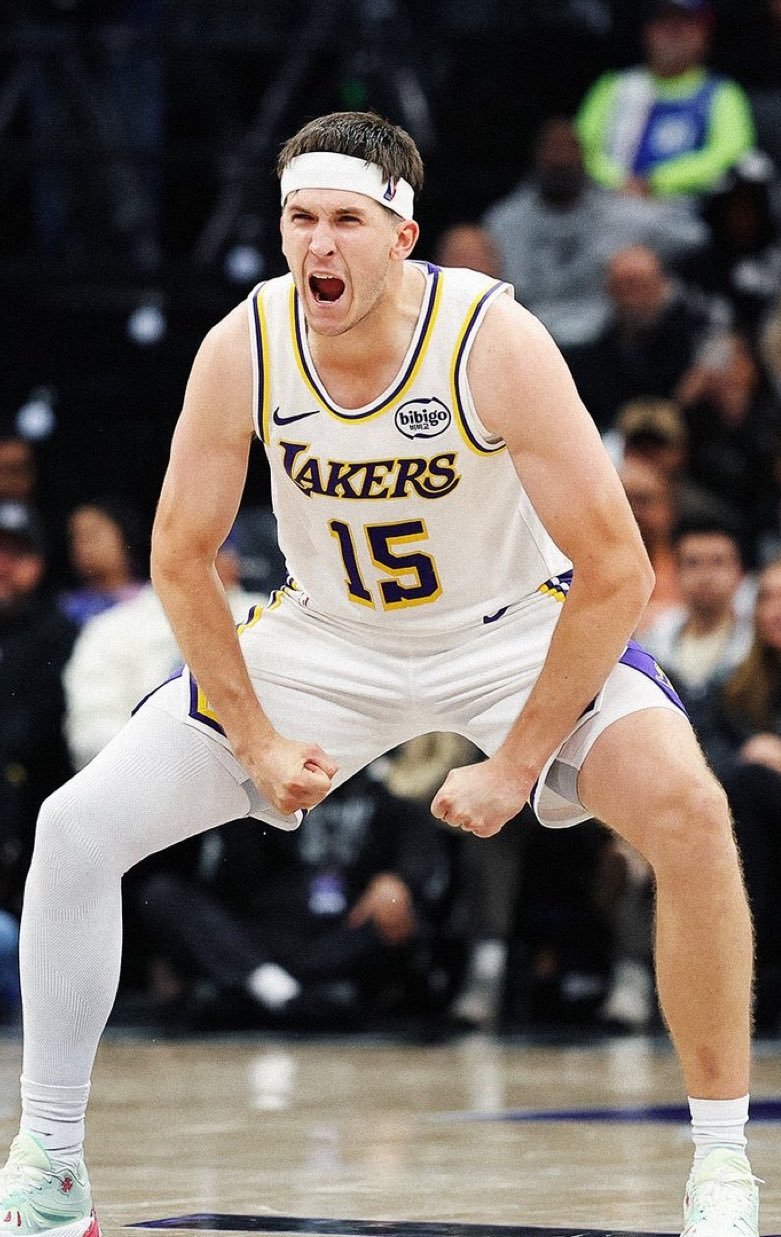 真牛啊！里夫斯又打出了一场代表作！！！[惊恐]——全场出战40分钟——22投13