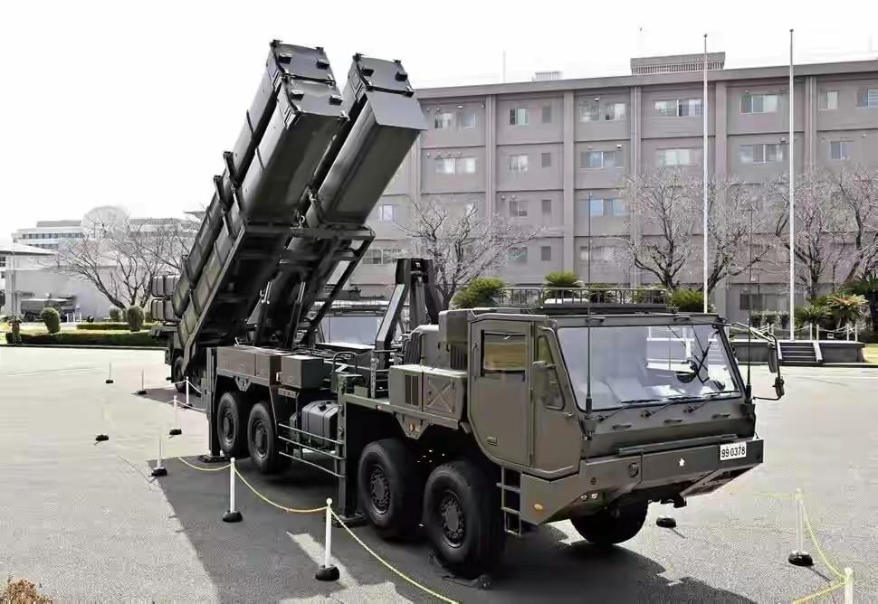 日本最近公开亮出了25式远程攻击巡航导弹，才引发外界的关注，以前日本强调的是防御